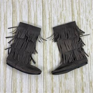 Minnetonka Gray Suede Three Layer Fringe Boots